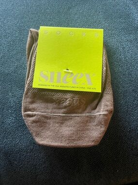 Sneex Women's Low-Cut Socks * NWT